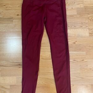 Victoria's Secret Knockout Sport Maroon Leggings w/pockets Sz M Long